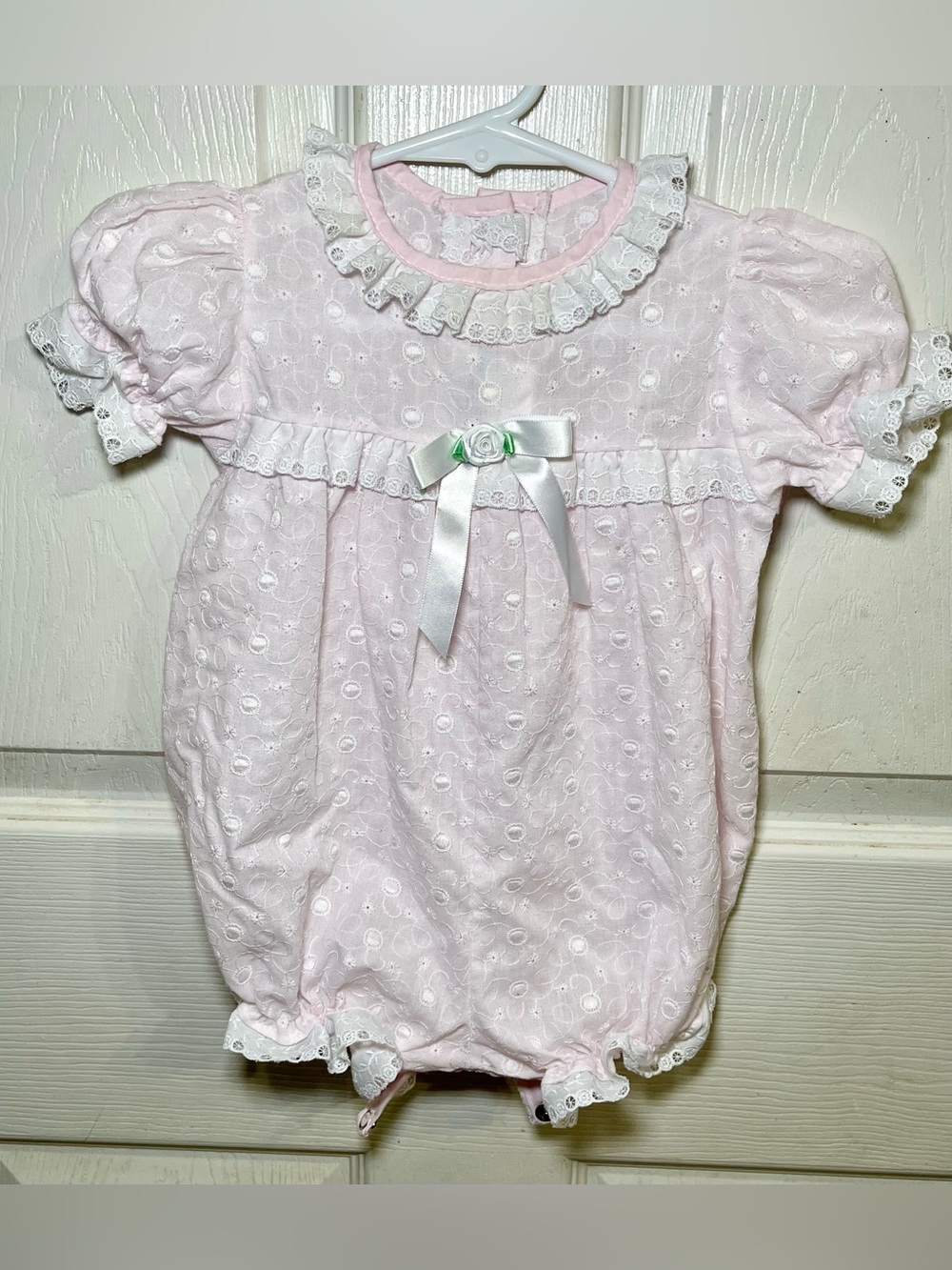 Vintage 1999 Alexis Baby Pink Eyelet Lace Romper 9M Heirloom